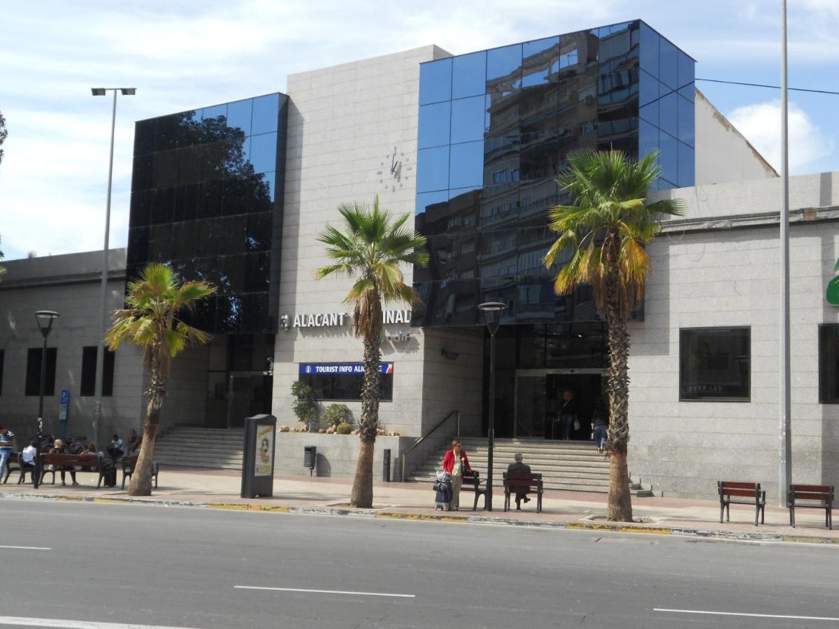 Rooms Estacion Alicante Exterior photo